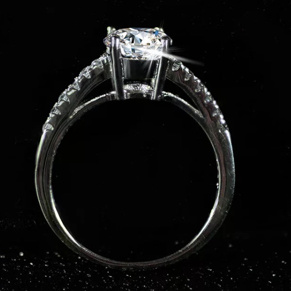 925 Sterling silver diamond engagement ring - Picture 5 of 6